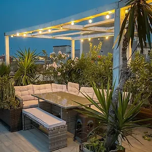Follow The Sun - Rooftop Terrace Gasthuis
