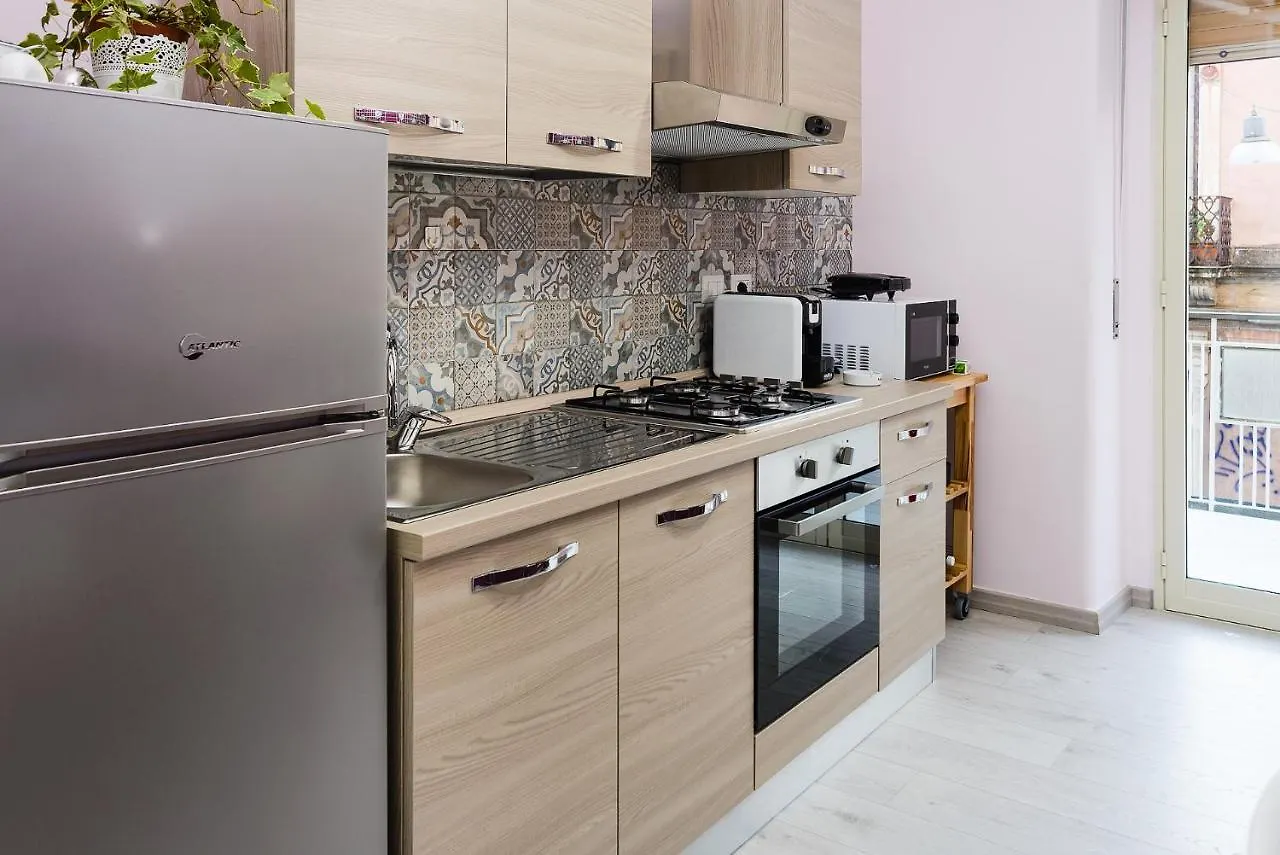 Fantastic Dream Bed & Breakfast Catania 0*,  Italy